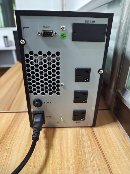 ups不間斷電源 (3).jpg